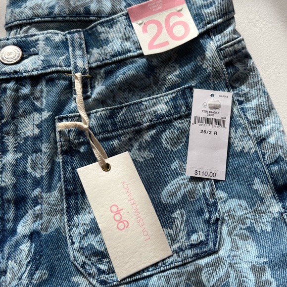 NWT Gap × LoveShackFancy High Rise Floral ‘70s Flare Jeans, 26/2 - Picture 3 of 5